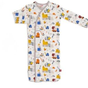 Magnetic Me Toe Away Zone Bamboo Gown